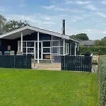 펜션 3 Bedroom Amazing In Hemmet