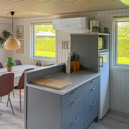 3 Bedroom Amazing In Prázdninový dům Hemmet
