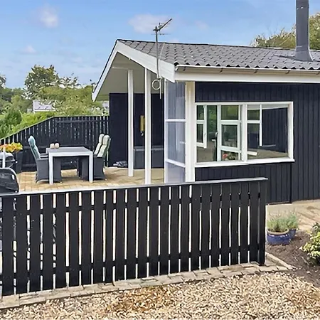 Vakantiehuis 3 Bedroom Amazing In