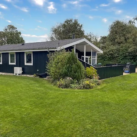 Vakantiehuis 3 Bedroom Amazing In